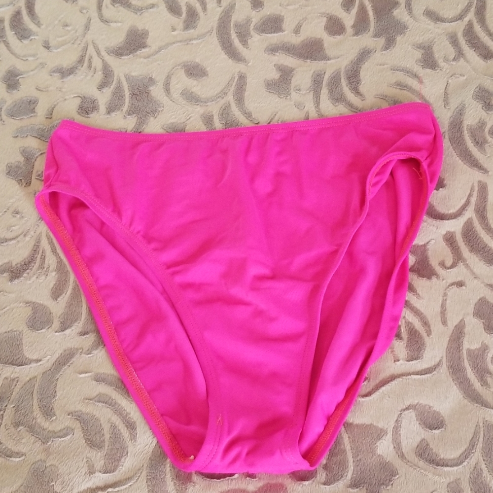 High leg bikini bottoms 12